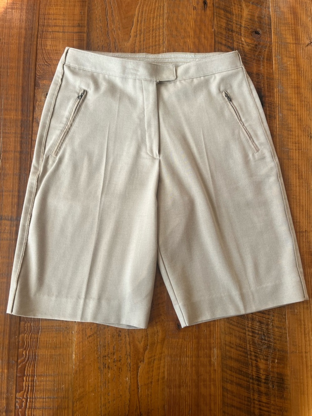 Tail Tailored Beige/Tan Women’s Wear Shorts Size 6